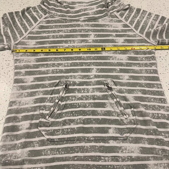 ROXY Button Neck, Double Zipper Front Pocket Hoodie Size Large Logo Zipper Pulls - Picture 3 of 15